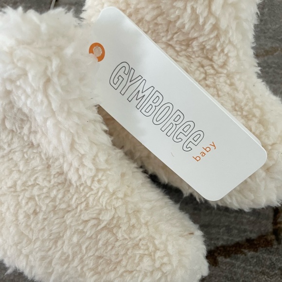 Gymboree baby booties - Picture 3 of 3
